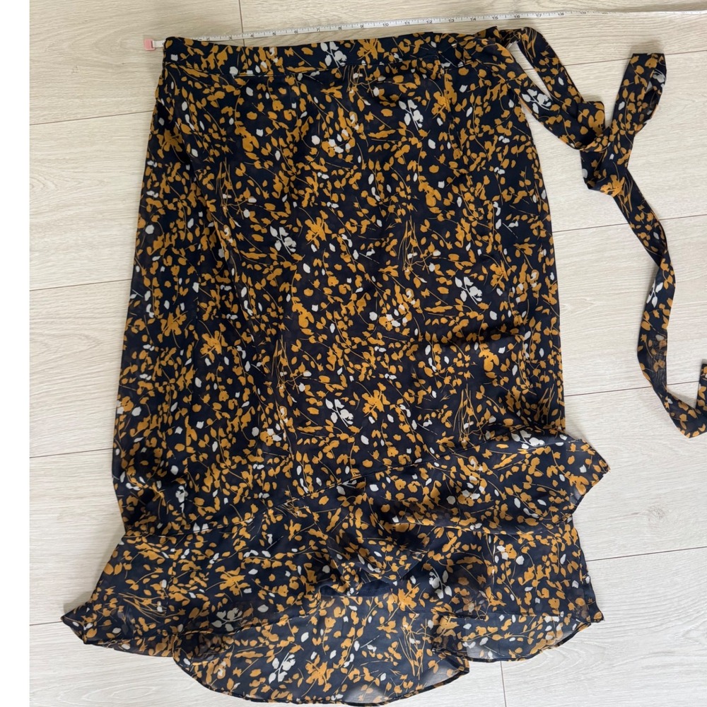 Skies Are Blue Floral Print Wrap Midi Skirt Womens Size M